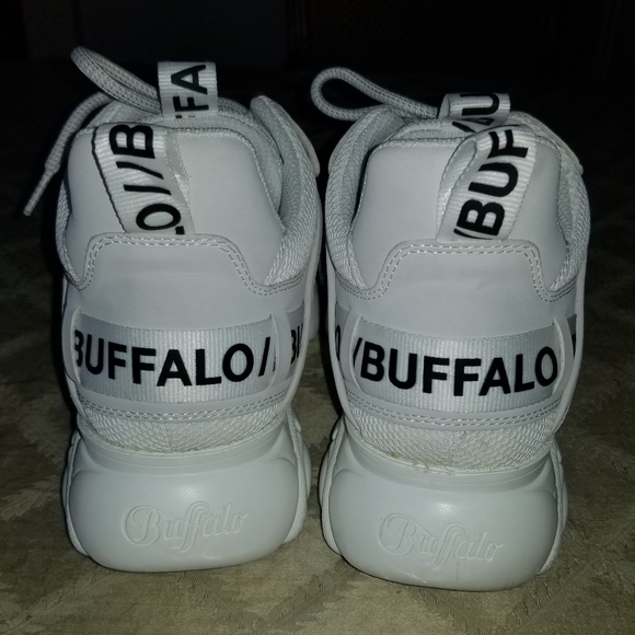 Buffalo Cld Chai Warm In Black Patent For Women | Vegan  BUFFALO LONDON CHAI CHUNKY SNEAKERS/TRAINERS